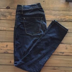 James Jeans skinny jeans size 28
